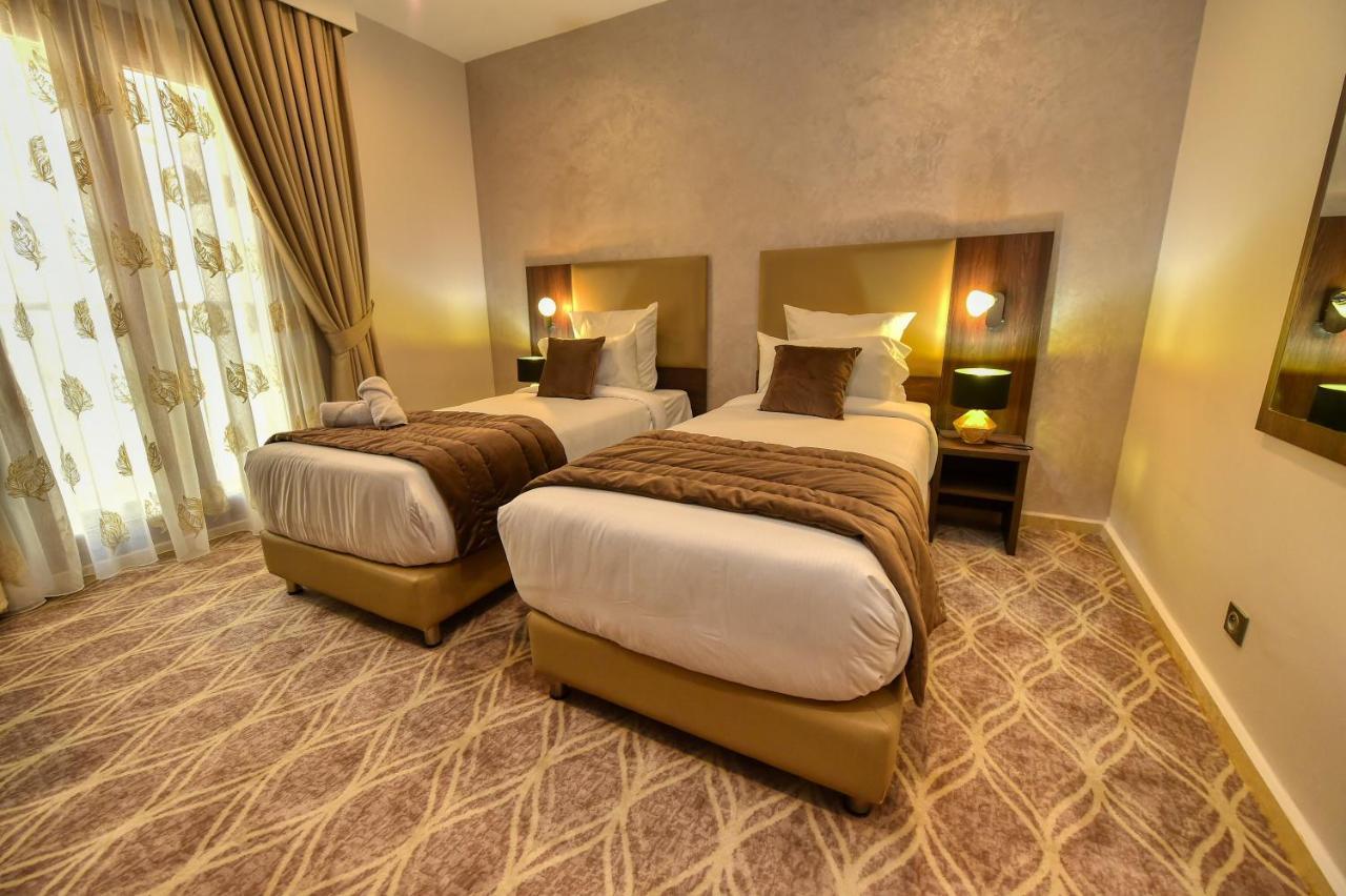 Mf Hotel Oran Bir El Djir Exterior photo